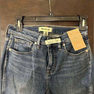 Brand new with tags. Madewell stovepipe full length jeans in Vinter Wash 27P.